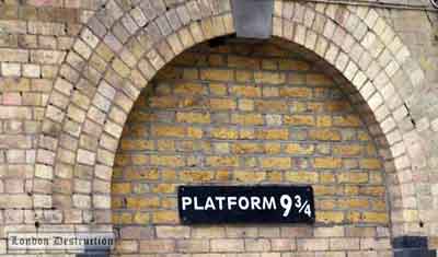 harry potter, kings cross, platform 9 