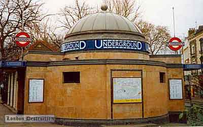 Clapham Common Tube Station